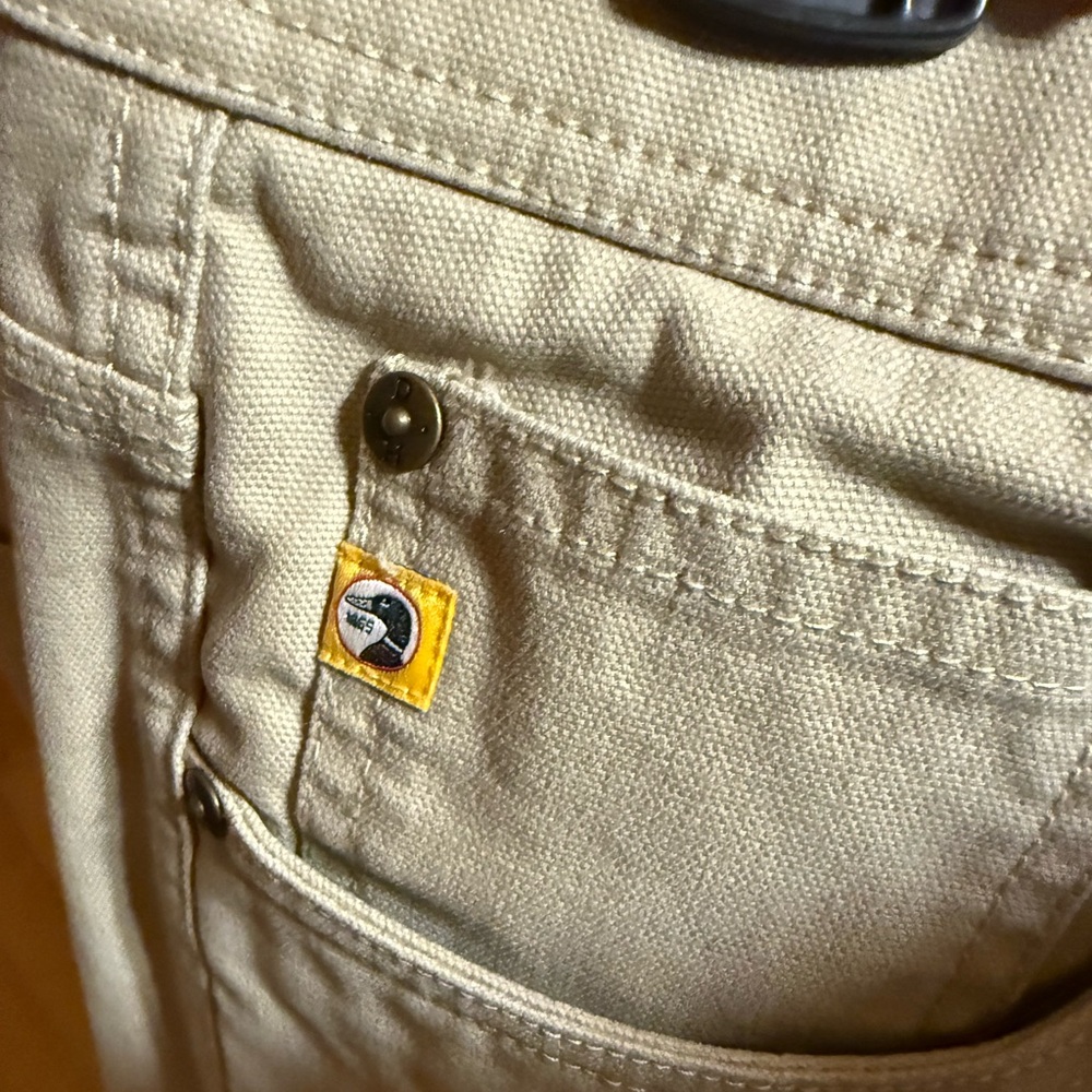 Duck head chino canvas 5 pocket. Khaki color worn one time only!